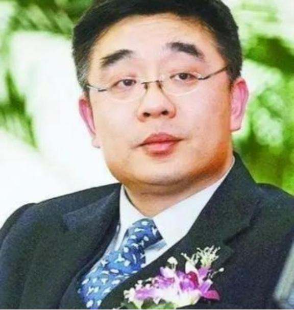 复旦大学钱文忠教授，曾经撕开了中国社会当下最大的遮羞布，振聋发聩！他说：“我们的