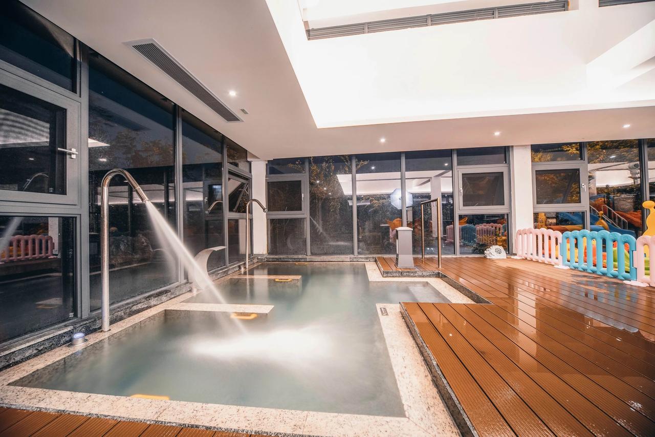 福建福州，7旬老人独自去酒店泡温泉，没想到泡着泡着，老人竟晕了过去，最终没能抢救