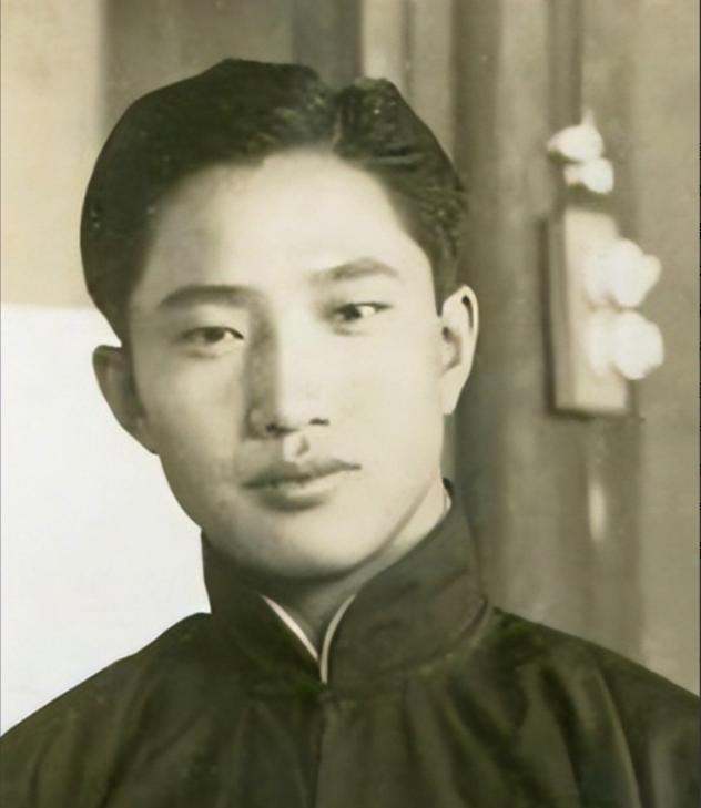 1950年，一名潜伏在台湾的地下党，给上级发来电报：“俊弟得急性脑炎亡故，“自此