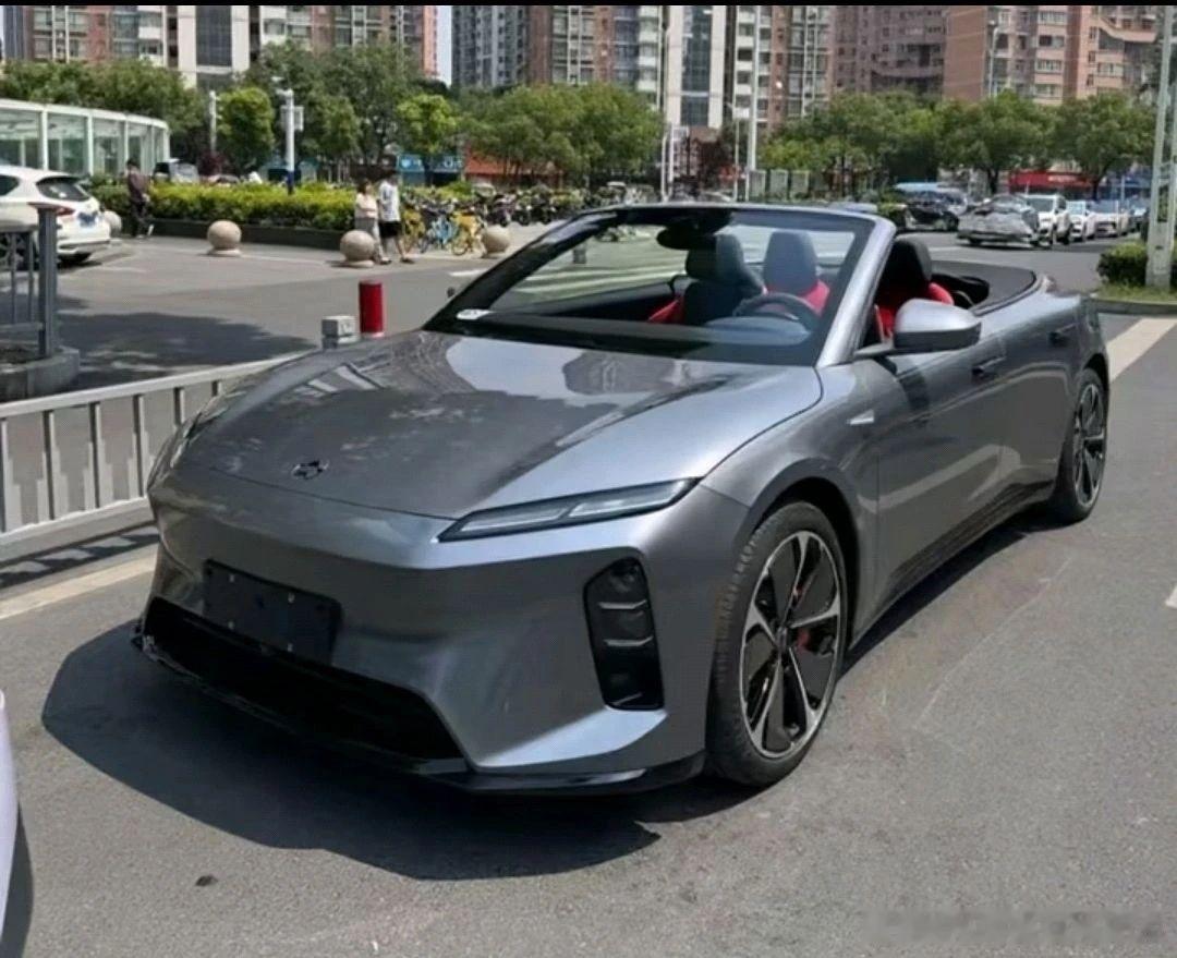 蔚来敞篷车。。。蔚来es6蔚来es6​​​