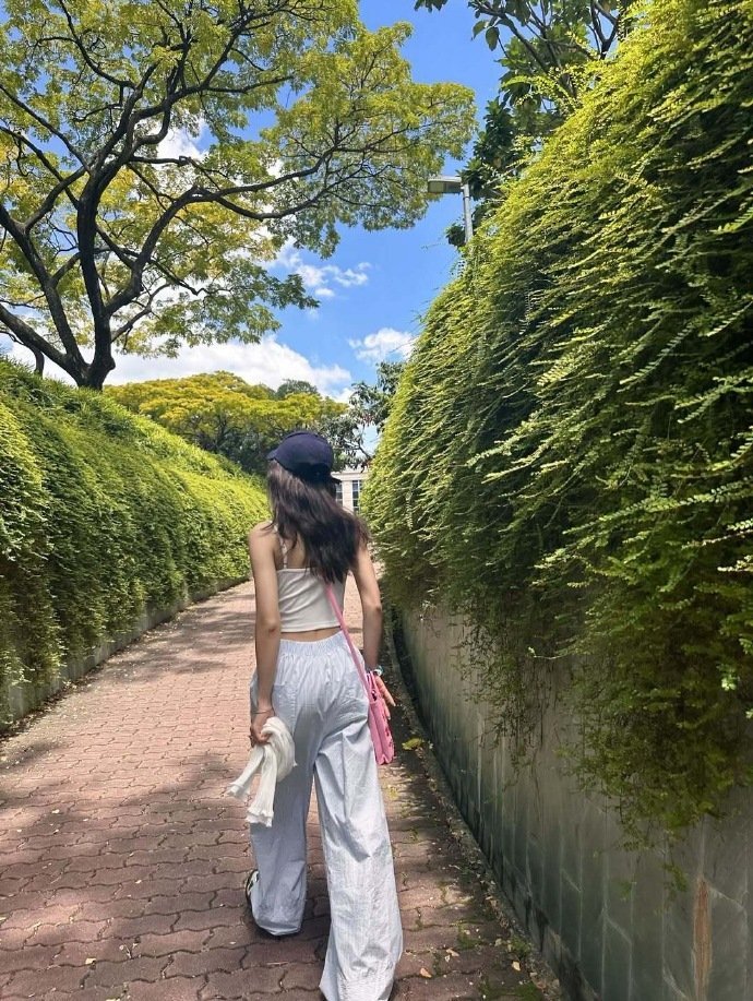 赵今麦🏖️​​​