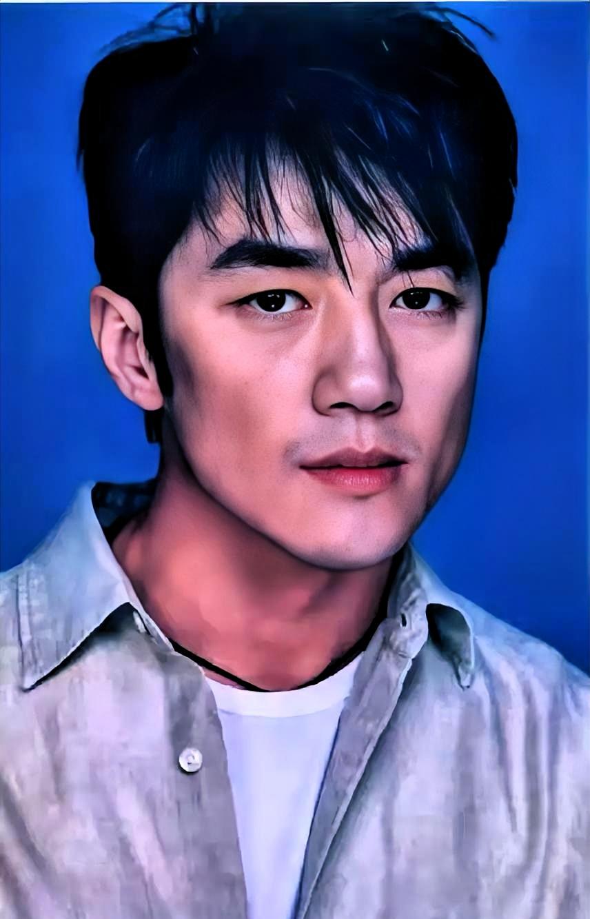 不出意外意外果然还是发生了李亚鹏icon的逆袭开始了直播间里网友们热