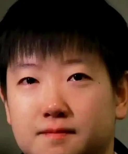 乒乓队教练两难抉择背后：省队经费、成绩压力与运动员未来邱教练这几天老盯着平板看