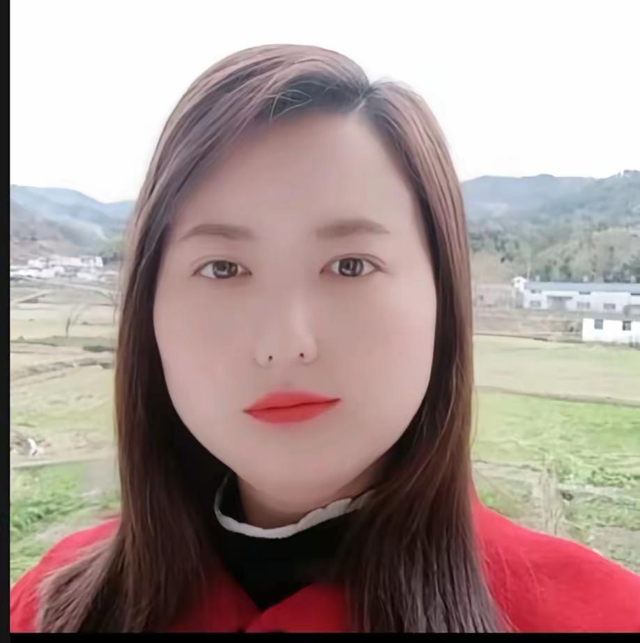 安徽那个女童手机找到了屏幕粉碎，卡槽被撬，很明显邻居不想孩子被找到，而这个孩