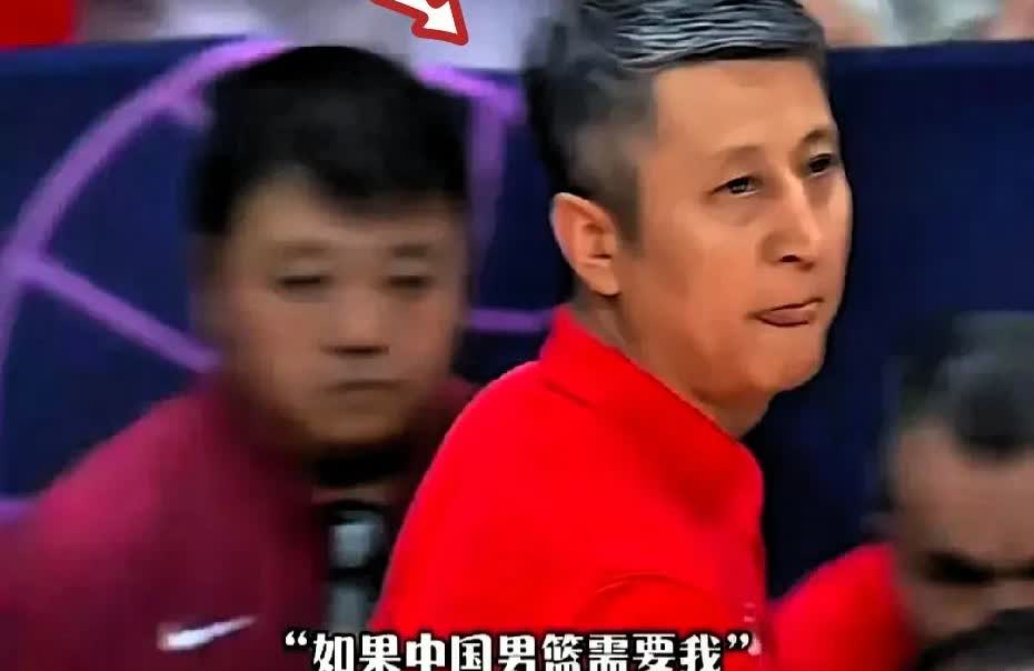 郭士强回应国家队：“国家队召唤我得等俱乐部的合同签完。”这不是简单的戏谑，而是C
