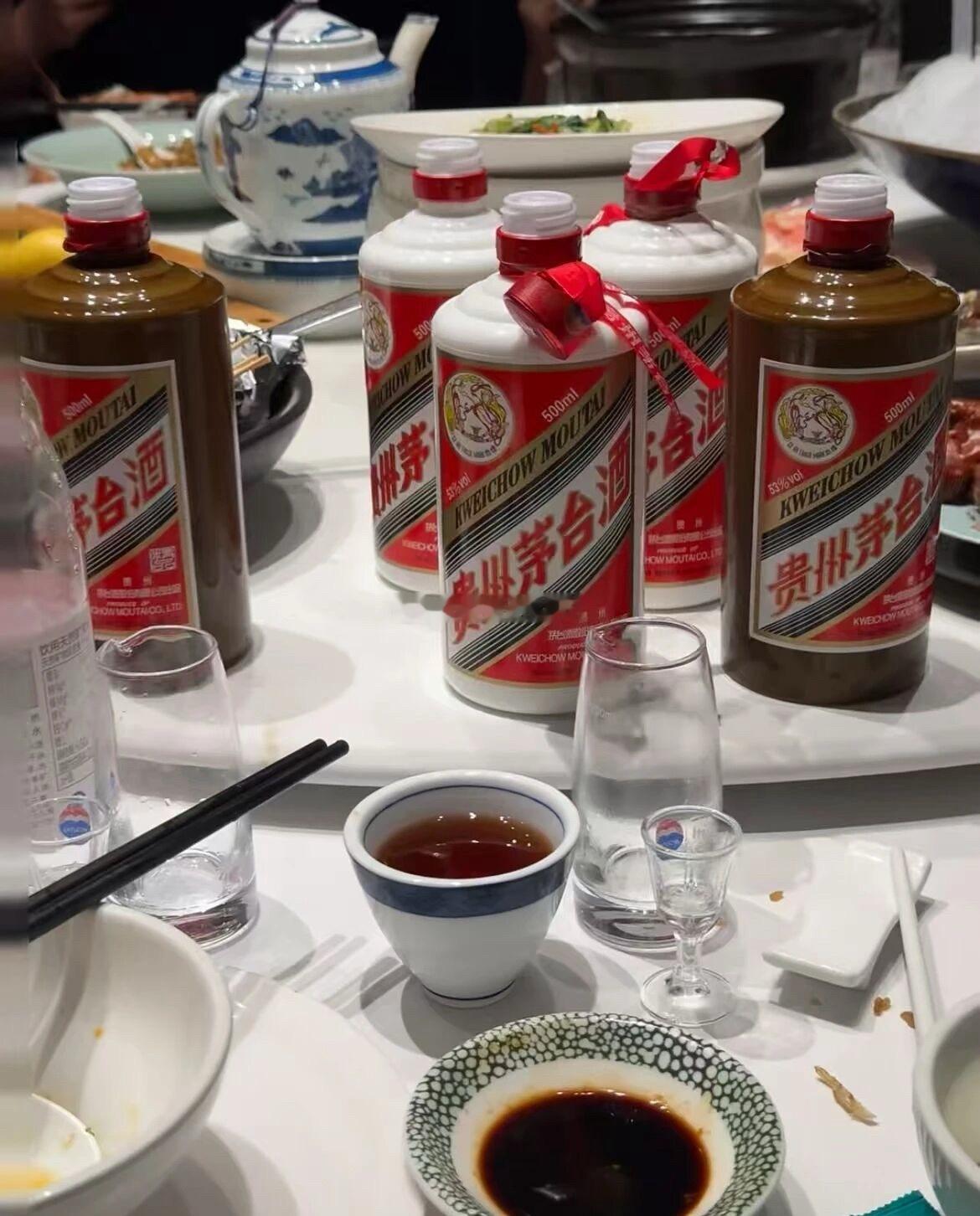 周末，大事件！事件一【宏观】：美国7月非农就业人数减少2.3万人，市场预估为增加