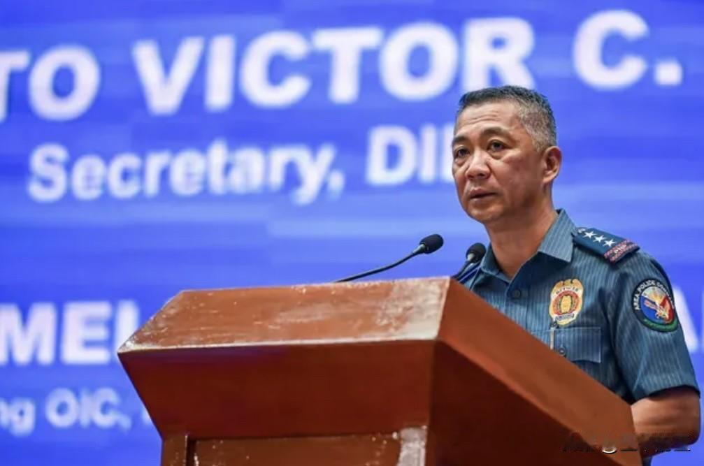 菲律宾国家警察局局长小何塞·梅伦西奥·纳尔塔特斯将军周一表示，一些警察参与严重犯