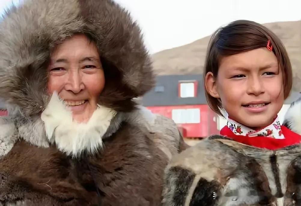 别被丹麦首相的眼泪骗了！上世纪60年代，丹麦政府干了件禽兽不如的事。超过4