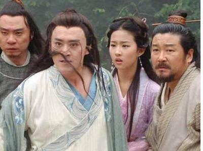 天龙八部里慕容博是个傻鸟吗？在少林寺里藏了三十年，到底是图什么呢？他念念不忘