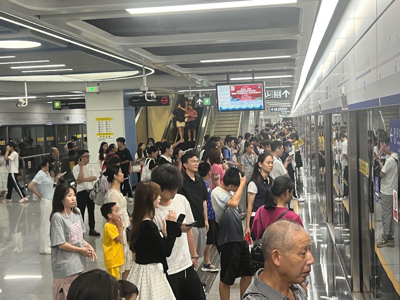 请不要再吐槽深圳地铁升级安检措施了！请先看看下面这组照片数据再说吧！2026