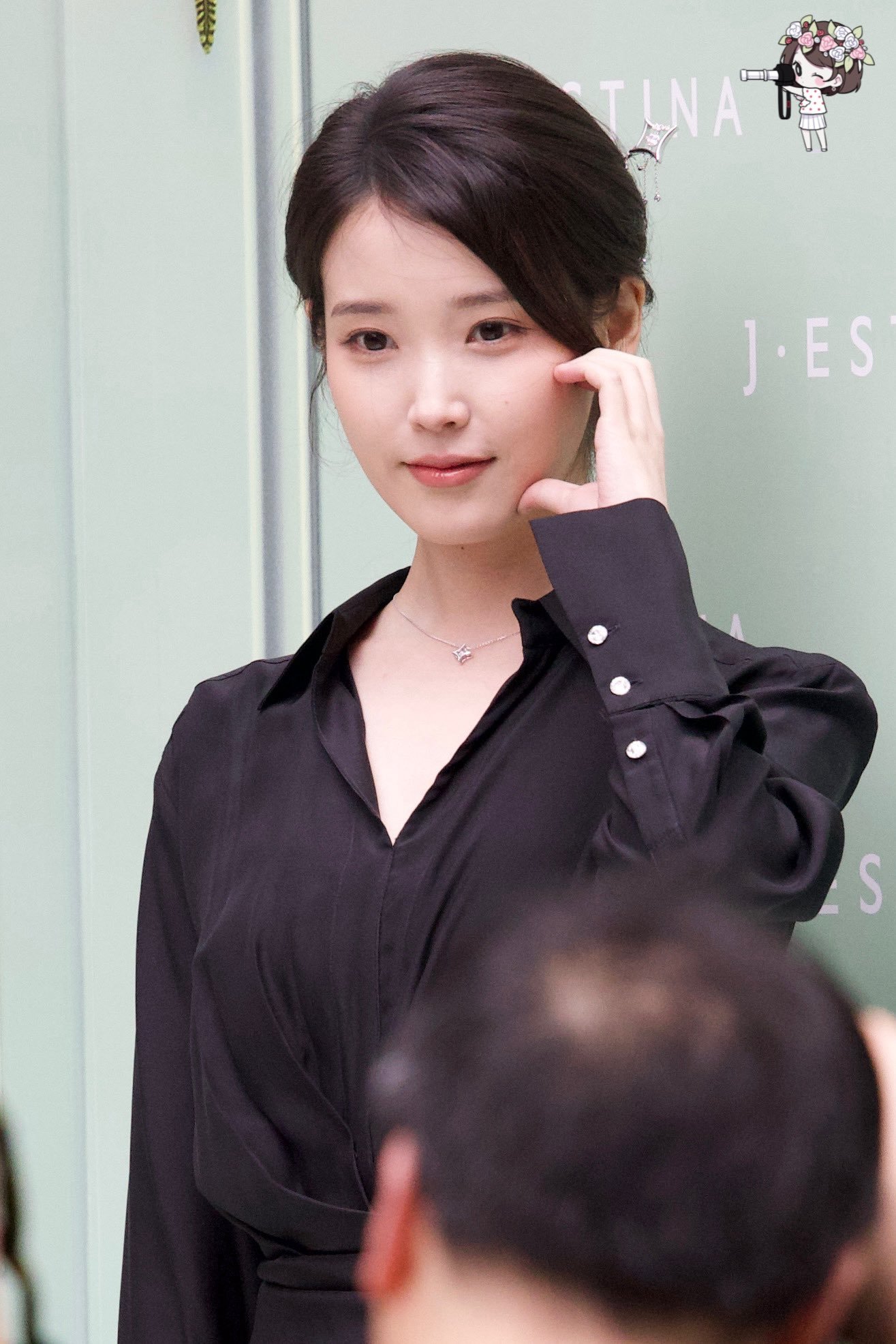 260511IUXJ.estina快闪店活动高清饭拍图cr.iu_snoo