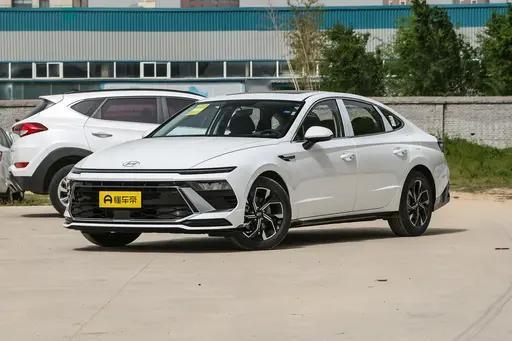 同样十来万，买新索纳塔1.5T，还是二手索纳塔2.0T顶配？ 最近看索纳塔车