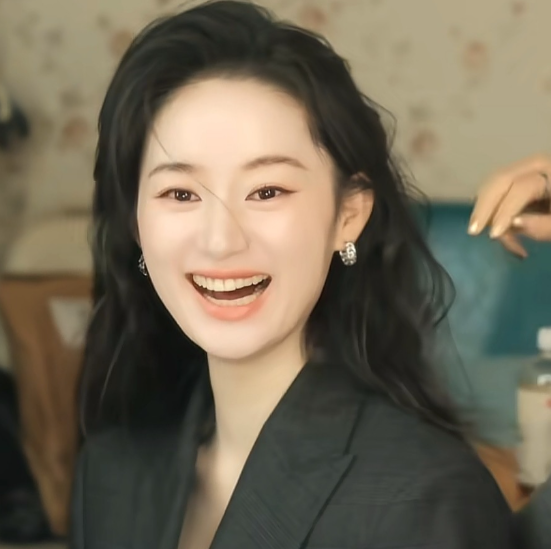 方穆静你原来这么美郭晓婷因扮演方穆静强势闯入大众视野在剧中方穆静是一个内敛又