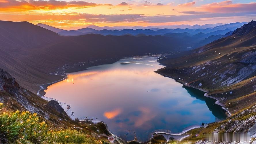 消息一览：1. 鼎通科技：预计2025年净利润同比增长119.59%2. 润丰股