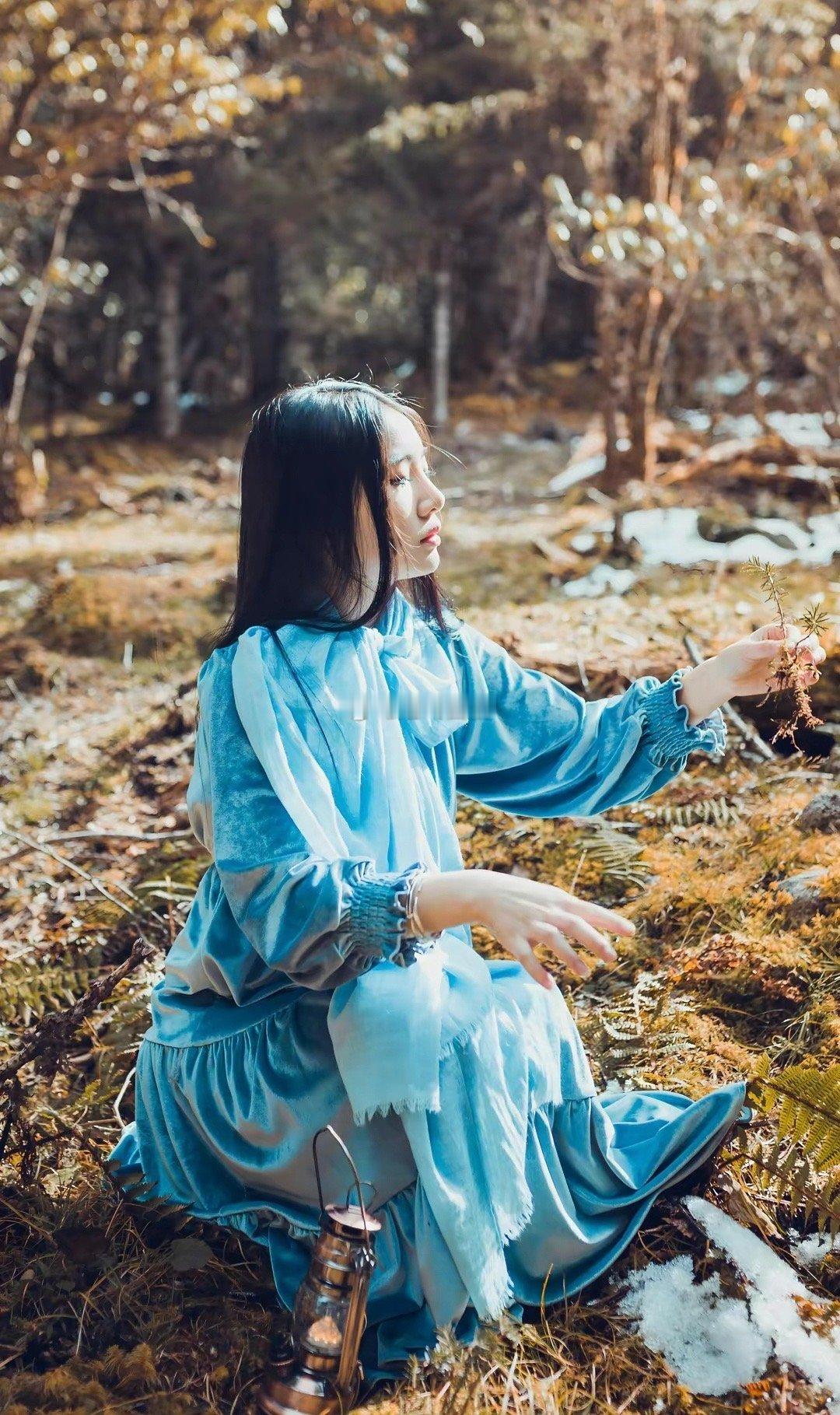 在摩羯座身上与水瓶座的身上，都有着诸多的相似之处。因为本身就是相邻的星座，这首先
