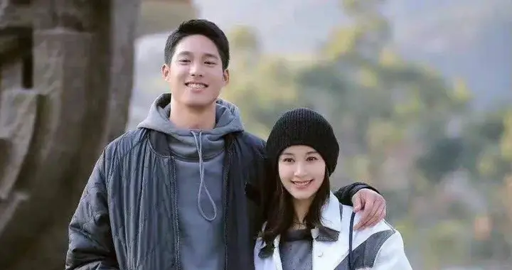 娱乐圈名媛：曹禺弟子之女未婚生子，生父成谜