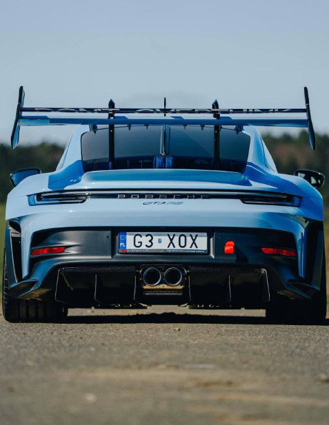 保时捷911GT3RS，升级曼泰（Manthey）全套竞技空力套件，整车赛