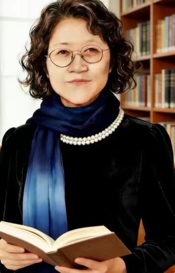 性学专家李银河说：“没有男人不偷腥，没有女人不怀春；自古英雄多好色，人不风流枉