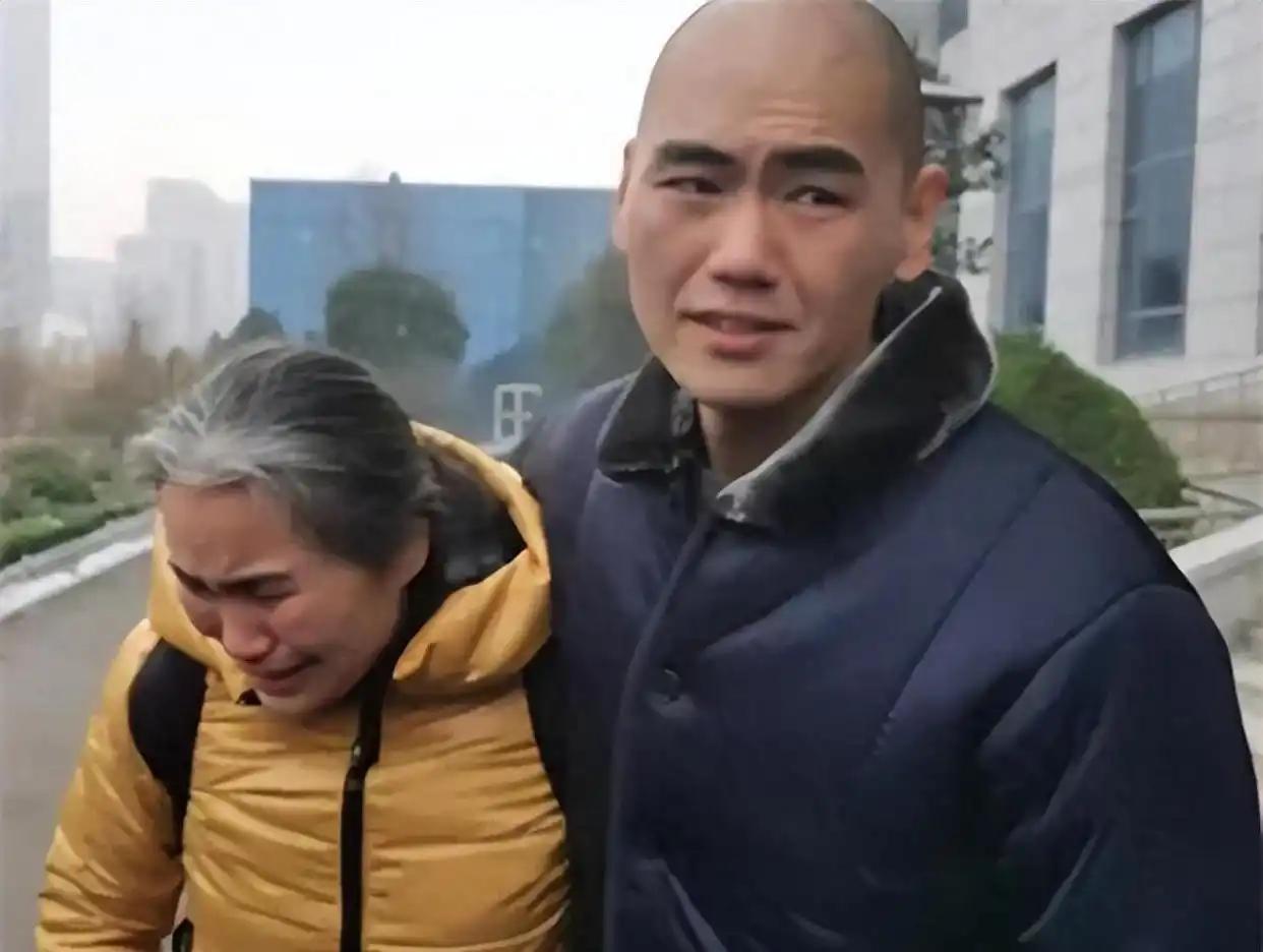 2005年，山东一名16岁少年被警方带走调查，随后作出了有罪供述。少年后来