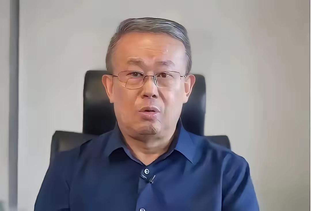 [点赞]项立刚在直接开炮，说取消高考就是给权贵开后门。他拿历史数据说话，当年推