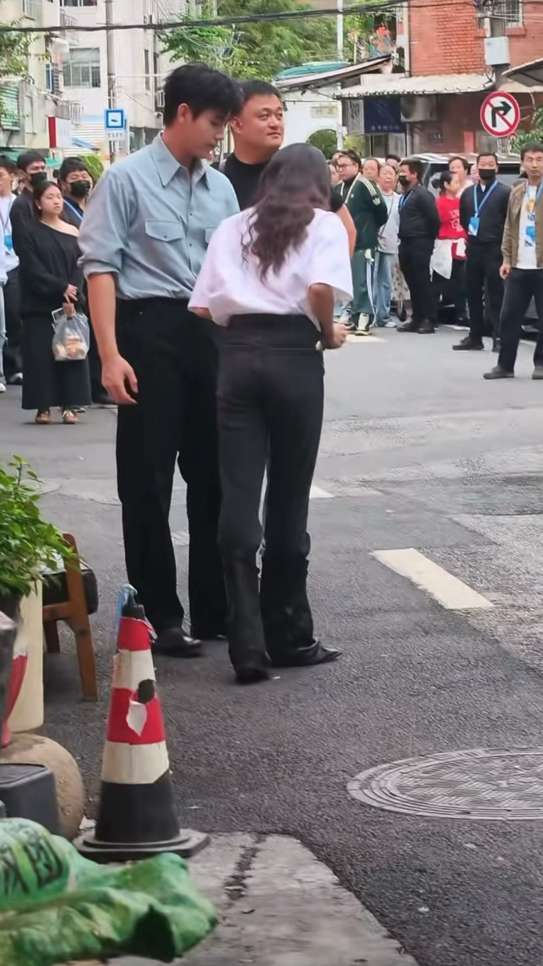 我茜姐这个大长腿比例太好了吧