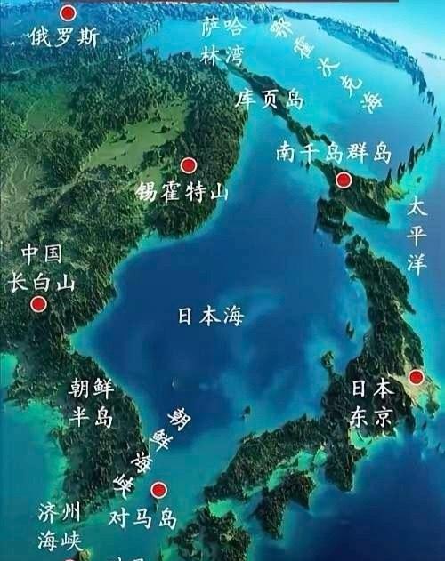 很多人最近都在感慨，朝鲜的外交态度肉眼可见地向中国倾斜。不少自媒体简单归结为局势