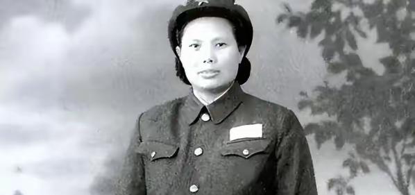 1936年,洪学智爱上了18岁的女兵张文。没想到,张文得知后,却说:“我不同意,