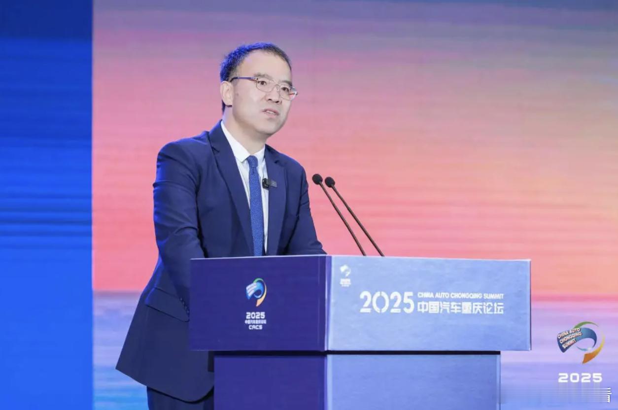吉利杨学良：不让遵纪守法者吃亏，行业才能有序健康发展6月7日，吉利控股集团高级副