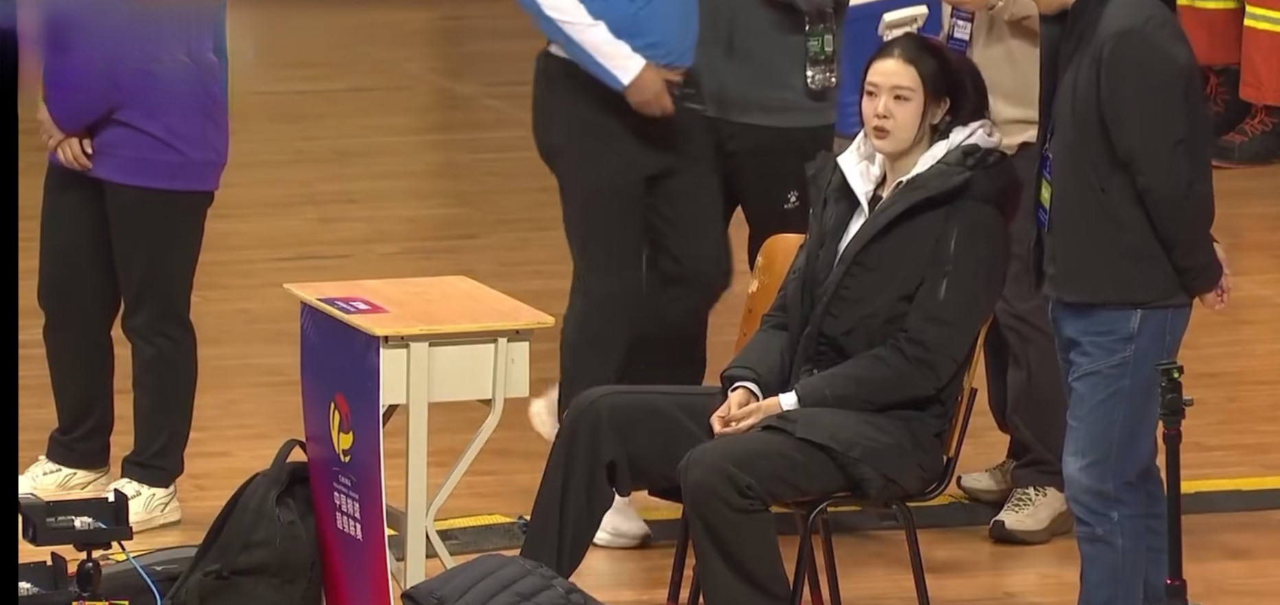 吴冠希张常宁新赛季，常宁宝宝没有参赛。但她心里还是放不下队里的小妹妹们，虽然