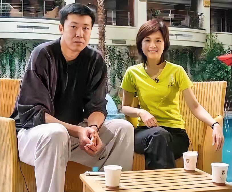 这个女生是谁？估计99%的人都认识她！当年她太出名了，家喻户晓，人人皆知，是个美