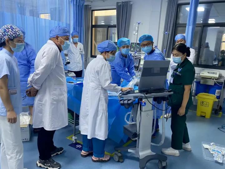 “这下后悔了吧！”近日，浙江绍兴，一女子为了治疗便秘，尝试了各种方法，她偶然得知