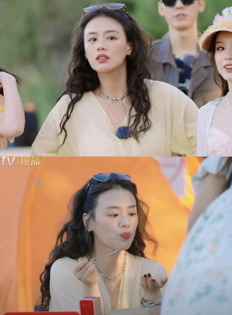 谁懂啊！马思纯《花少》这头烫发问爆了追《花儿与少年》一眼爱上马思纯的头发！不