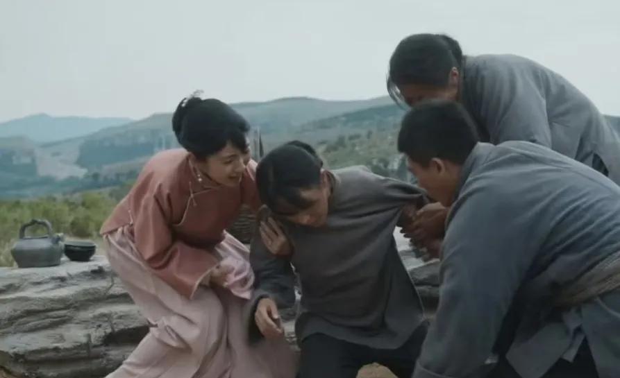绣绣意外流产了，告诉观众一个道理。无论你有多善良、多好心，怀孕时就应该好好的