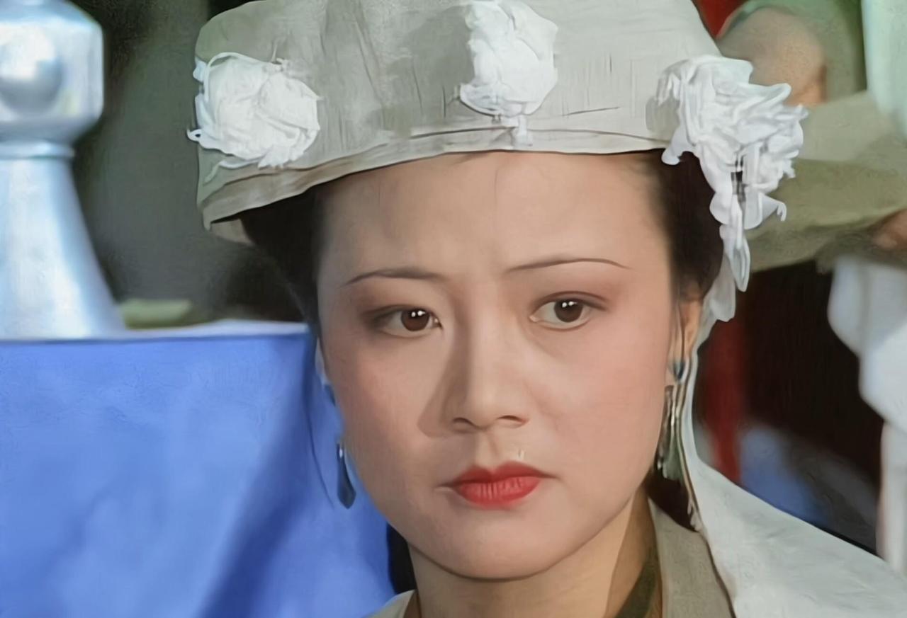 1983年，王贵娥到北京探亲，不想回去了。正巧《红楼梦》剧组在报纸上公开招募演员
