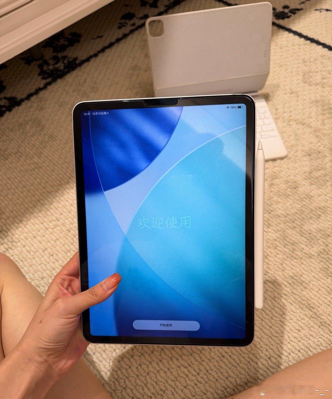 哇哈哈哈，终于可以用啦，刷机成功（我真的搞了好久！）之前忘了密码，锁住了。停用了