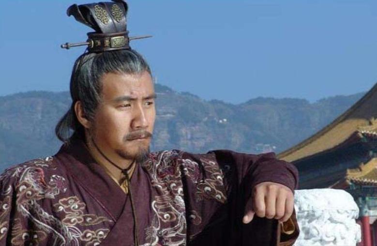 朱元璋为啥不愿传位给朱棣？史学家：其实谁都可以，唯独朱棣不行洪武三十一年，一