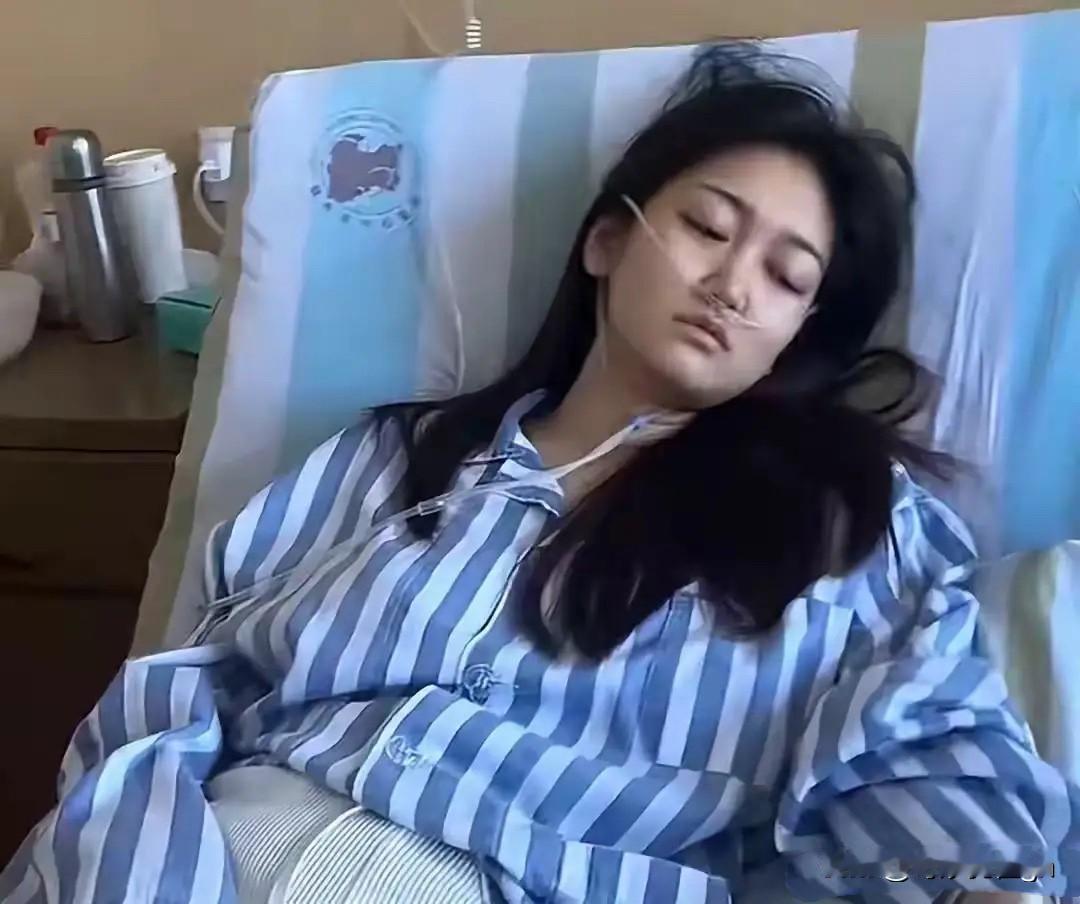 “我真的不想死，哪怕多活一天也行！”谁能想到这是一个22岁女孩说出的话呢？按