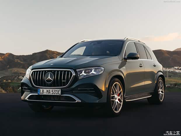 不少车友盼了又盼，奔驰这次直接王炸登场，一口气带来新一代GLE家族、GLS以及A