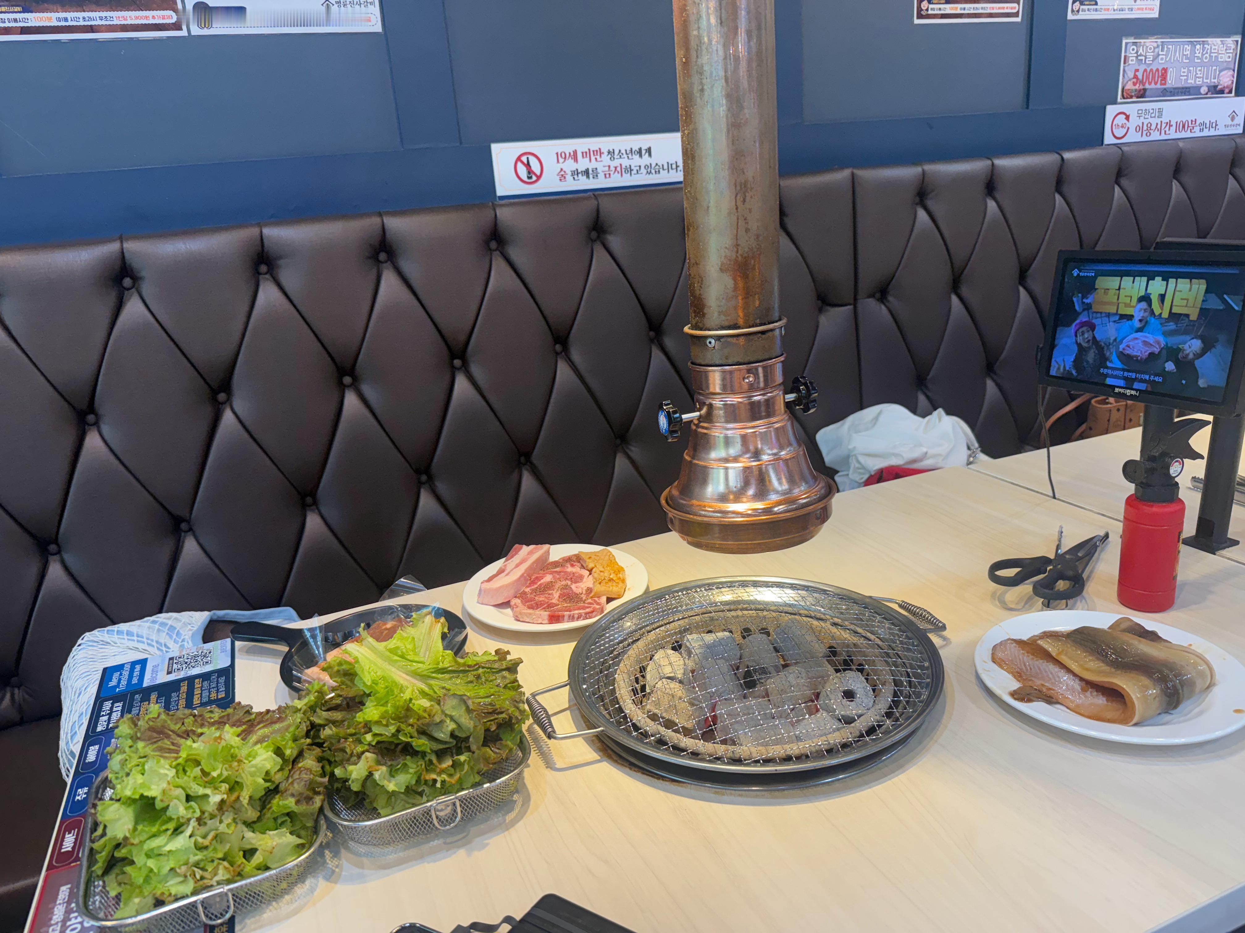 日常日常生活分享尽情享受烤肉中…