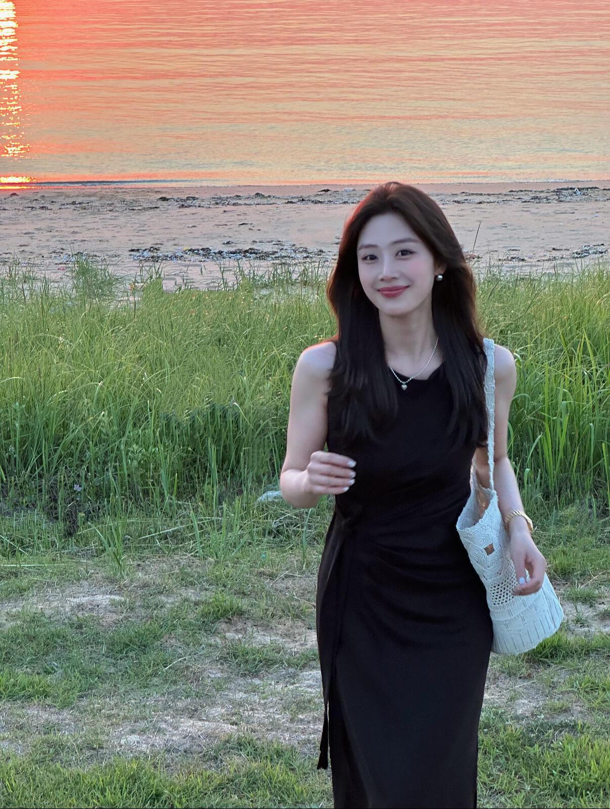 湖边漫步