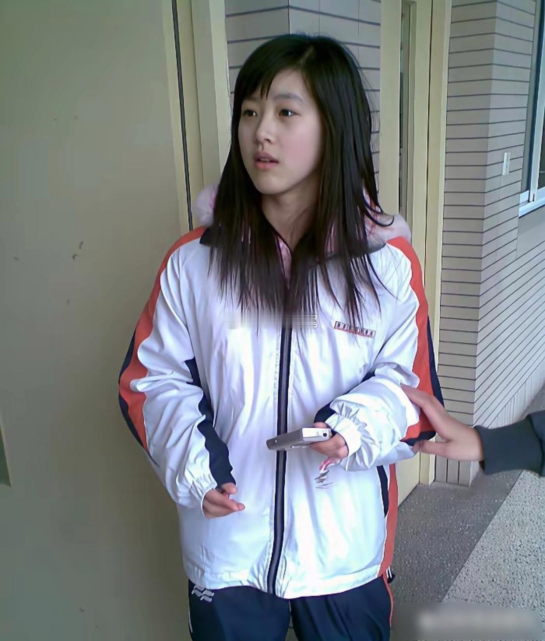 学生时期的奶茶妹妹​​​