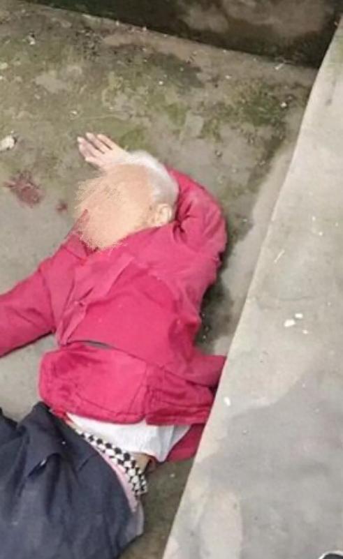 陕西西安，91岁老太太被6旬女儿送进养老院，谁料，老人从三楼楼梯滚落摔到二楼，直