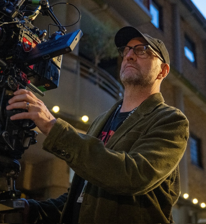 十一罗汉导演新片将使用AI《十一罗汉》《永不妥协》导演史蒂文·索德伯格正在筹