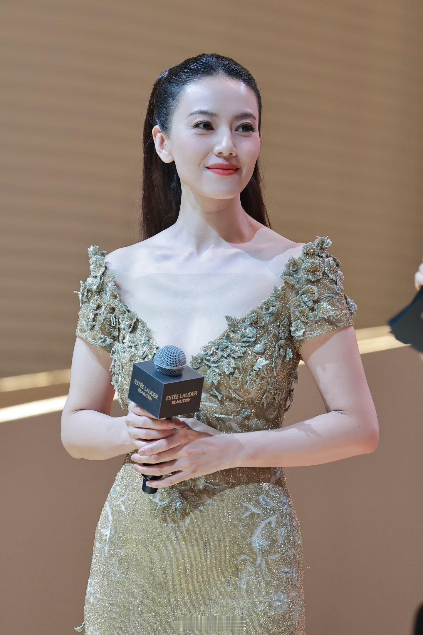 女神高圆圆和曾黎耶