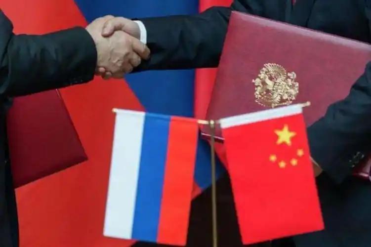 俄乌冲突都打三年半了，美国这才如梦初醒？美国广播公司ABC近日爆料，中俄正采