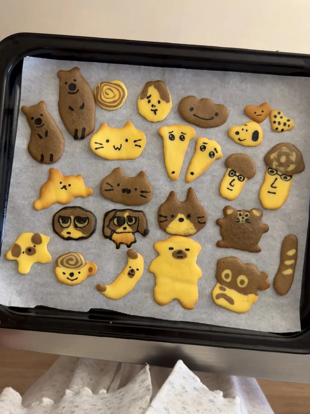 👩🏻‍🍳烤了一盘香香脆脆的鸡蛋小饼干