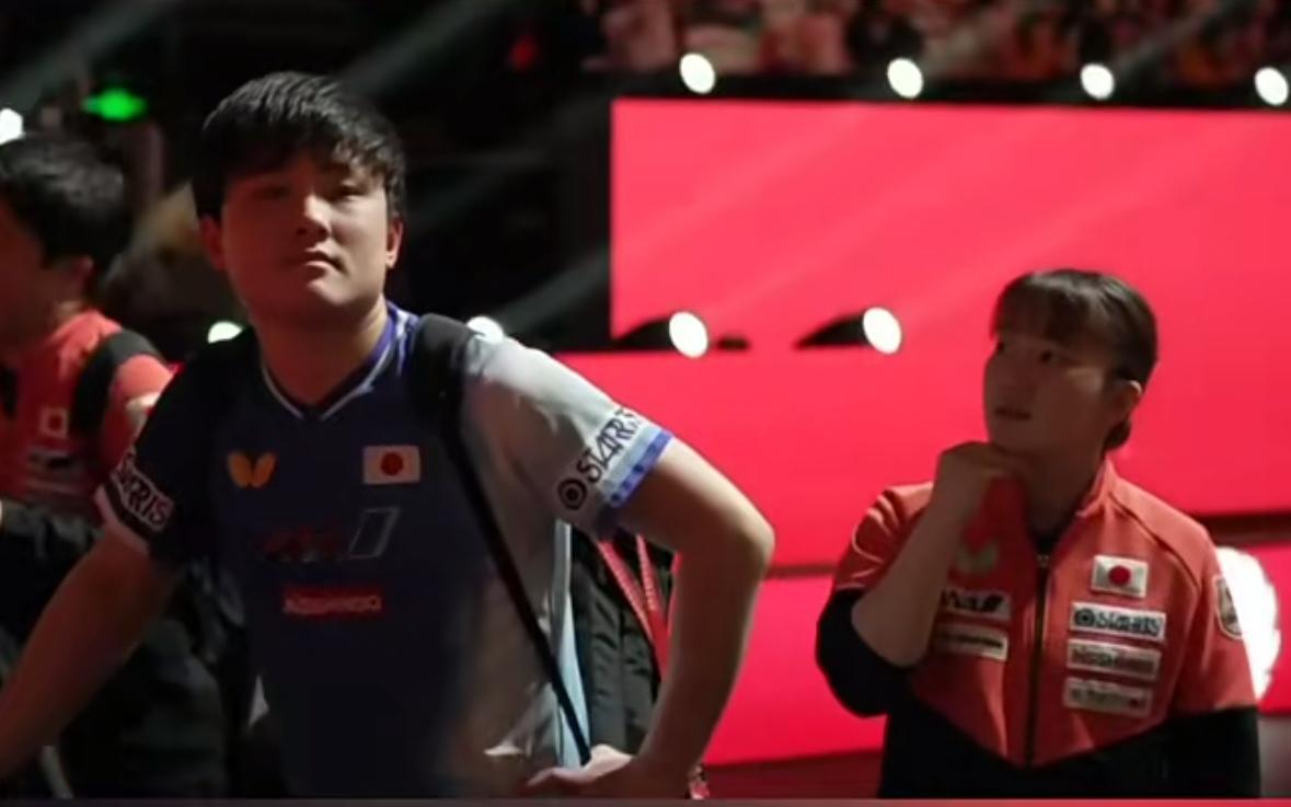 成都混团赛场上的加油声“香港队好样的”——张本智和一脸无语🙄12月3日，成都