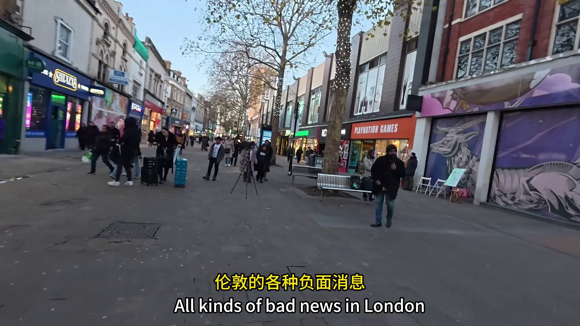 英国夫妇在中国呆了18个月，回到英国后彻底破防！