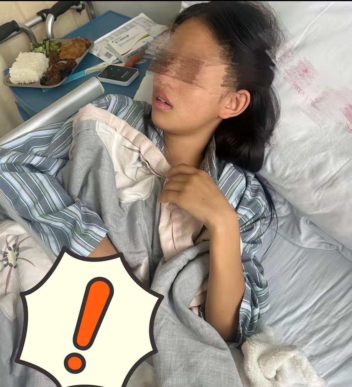 刷到一位留英女生的求医经历，真是让人又笑又气。留学英国，硬生生把自己拖成了肛裂