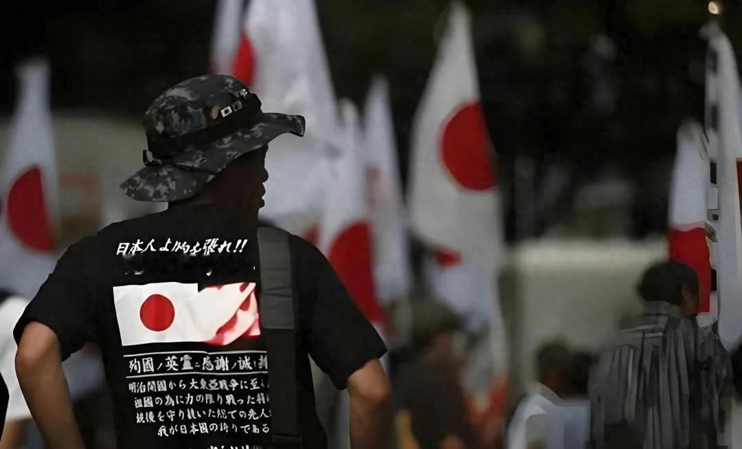 明知是死，日本也要一试？其实，日本极右翼的崛起早有征兆，尤其是近期众议院选举